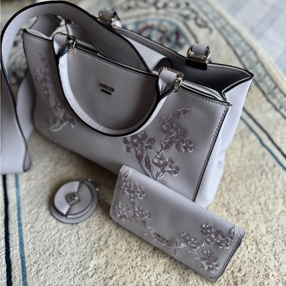 Embroidered Guess Eden Shoulder Bag